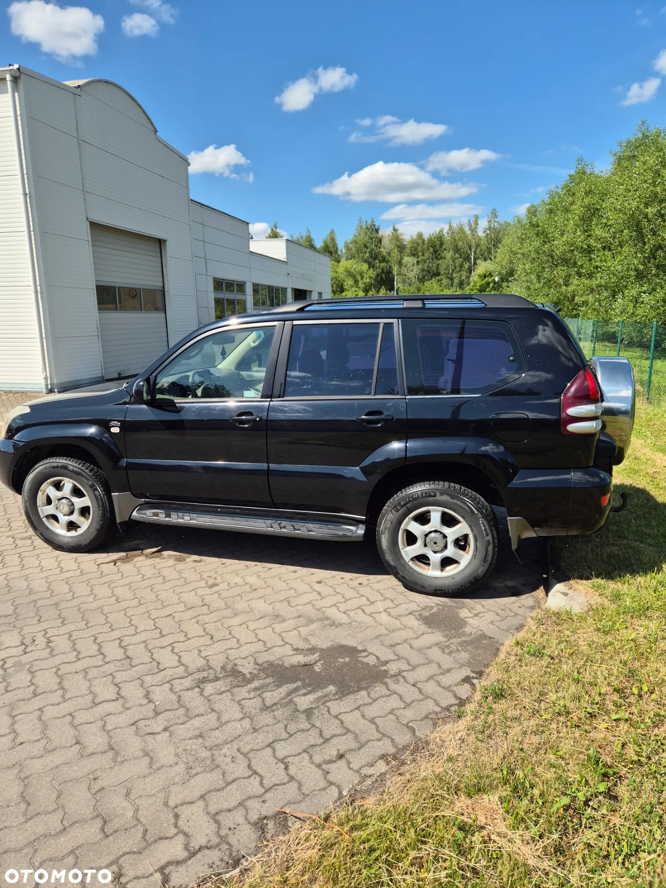 Toyota Land Cruiser - 17