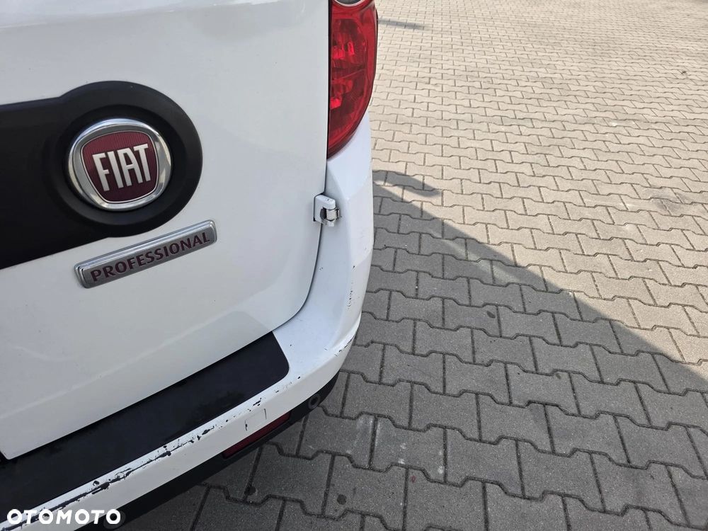 Fiat Doblo Maxi diesel 1,6 105KM blaszak 3 osobowy Krajowy FV23% - 19