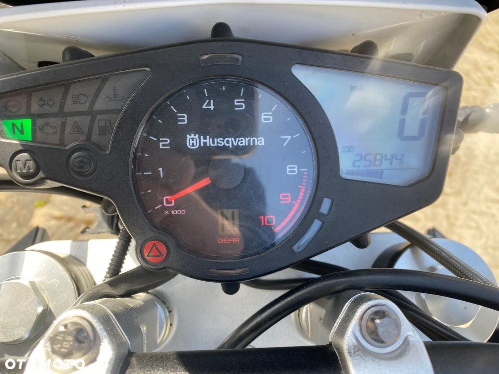 Husqvarna Nuda 900R - 3