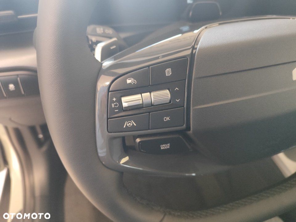 Kia XCeed - 14
