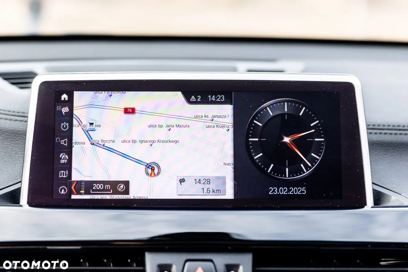 BMW X1 - 16