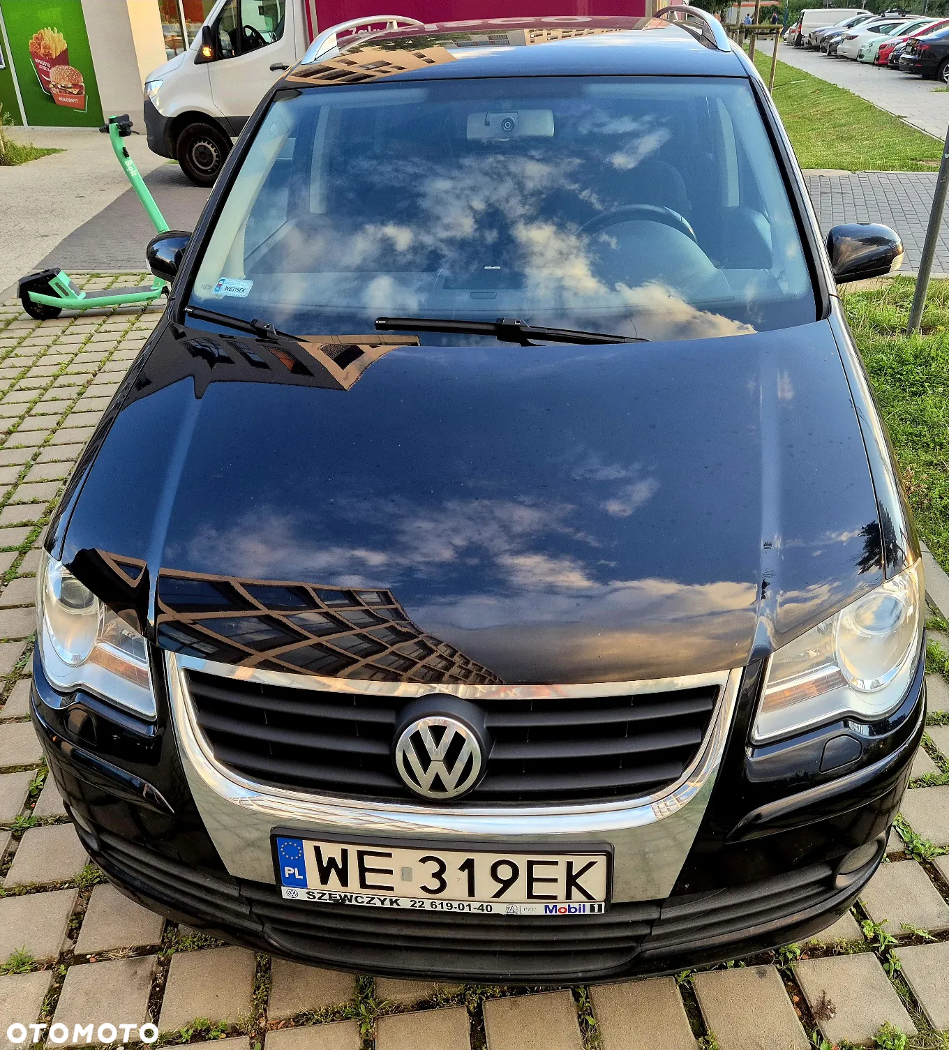 Volkswagen Touran 2.0 TDI Trendline - 8
