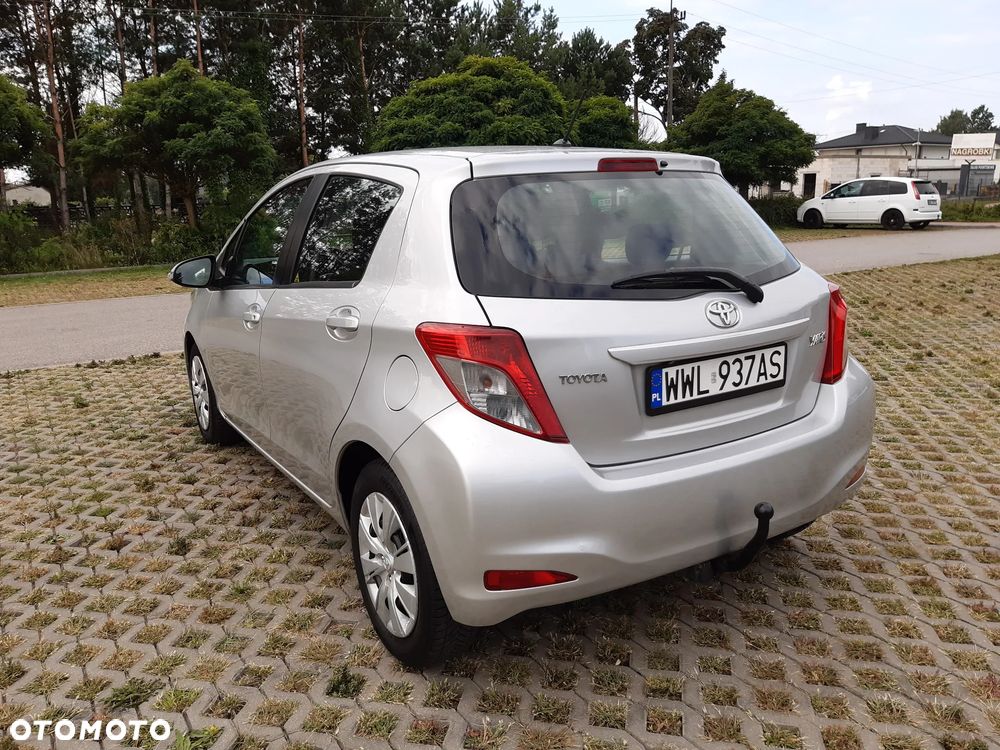 Toyota Yaris 1.33 VVT-i Comfort - 12