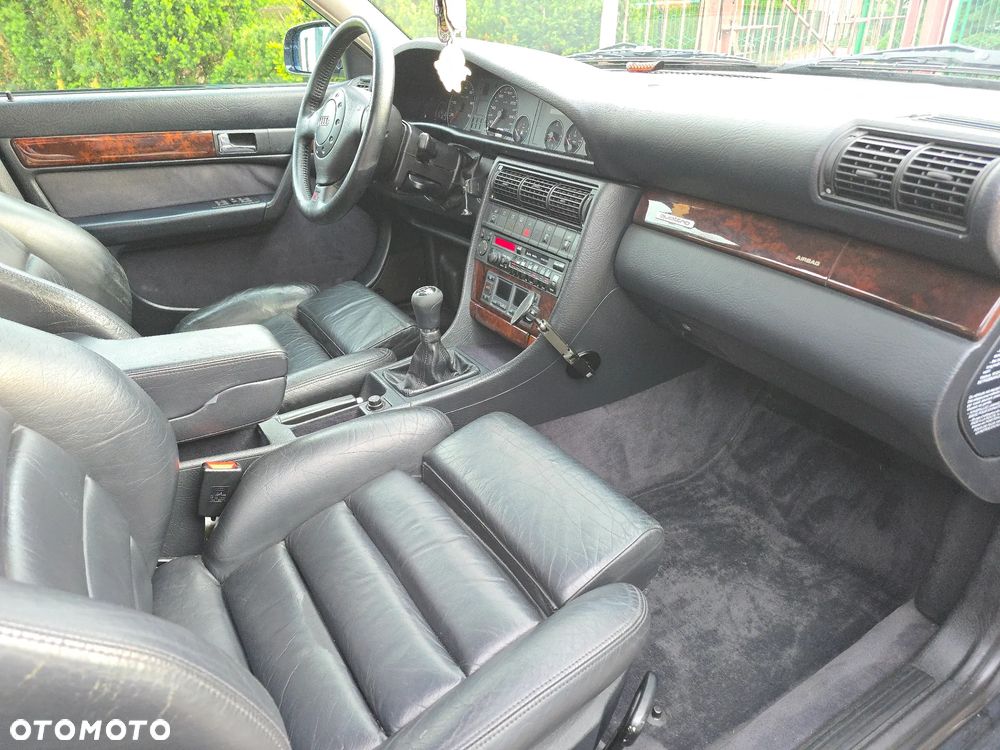 Audi A6 Avant - 16