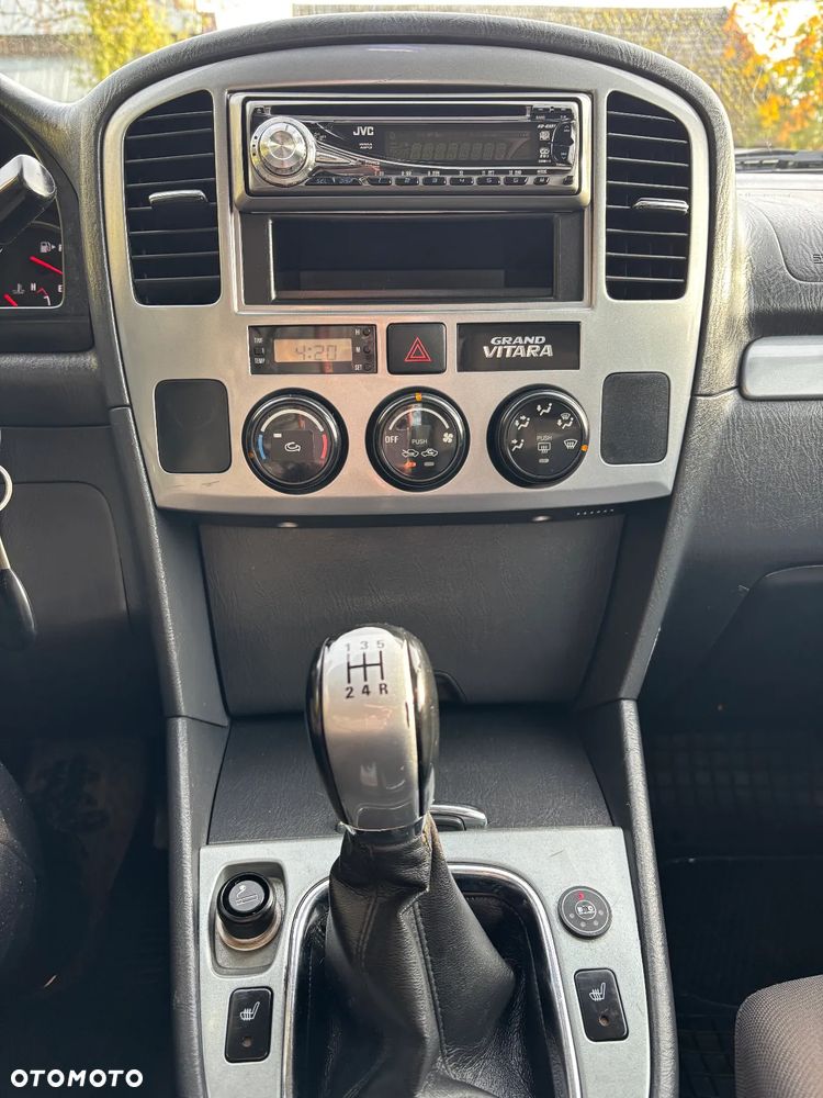 Suzuki Grand Vitara 1.6 - 11