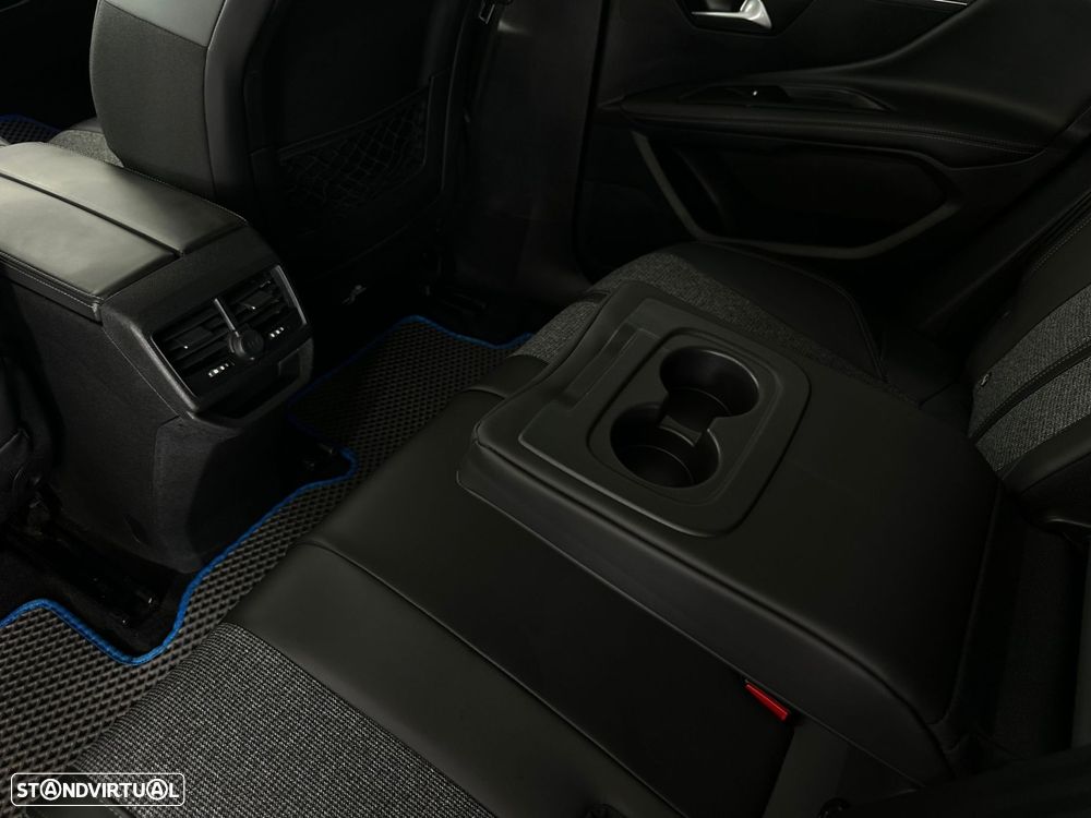 Peugeot 3008 1.2 PureTech Allure - 29