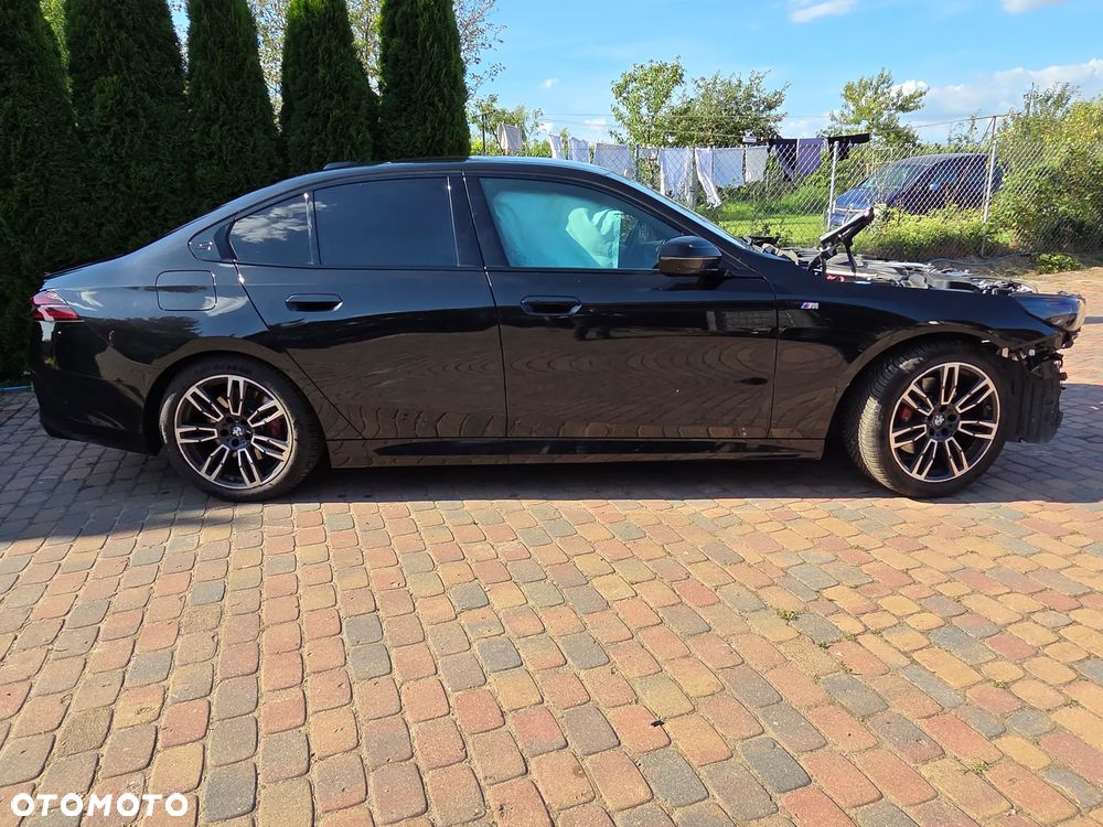 BMW Seria 5 520i M Sport Edition - 10