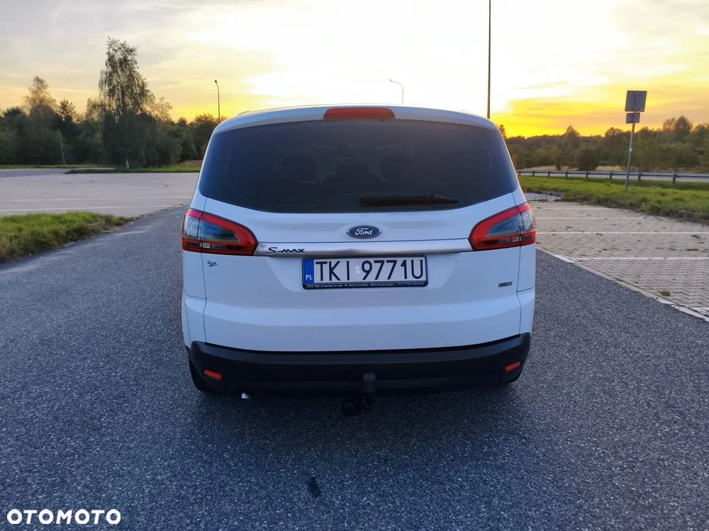 Ford S-Max 2.0 TDCi DPF Titanium - 15
