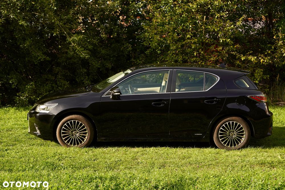Lexus CT 200h Elegance - 3