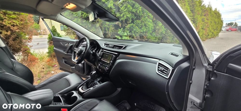 Nissan Qashqai 1.3 DIG-T DCT N-TEC - 36