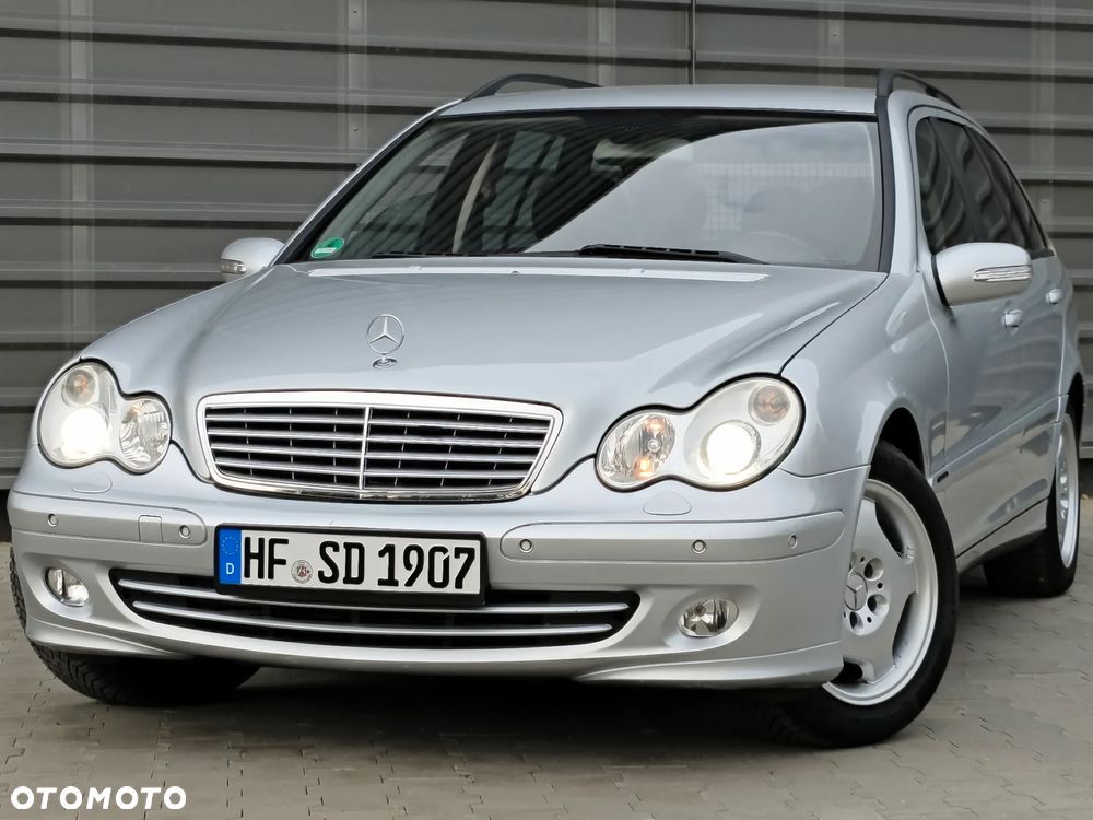 Mercedes-Benz Klasa C 180 Kompressor Automatik Avantgarde Sport Edition - 12