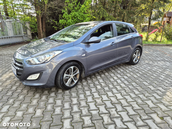 Hyundai i30 1.6 GDI BlueDrive Classic +