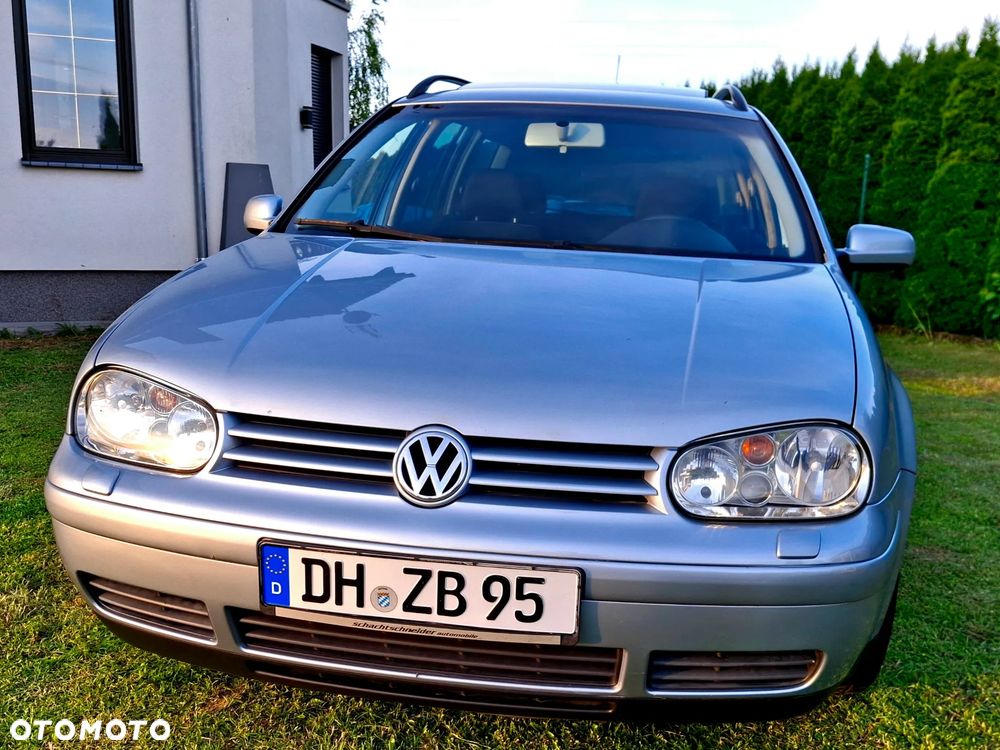 Volkswagen Golf - 27