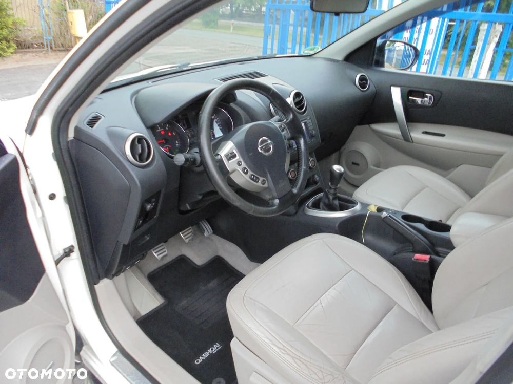 Nissan Qashqai+2 2.0 dCi DPF tekna - 5