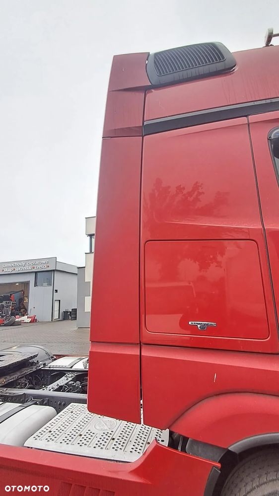 Spoiler owiewka komplet lewy prawy Mercedes Actros MP4 giga space