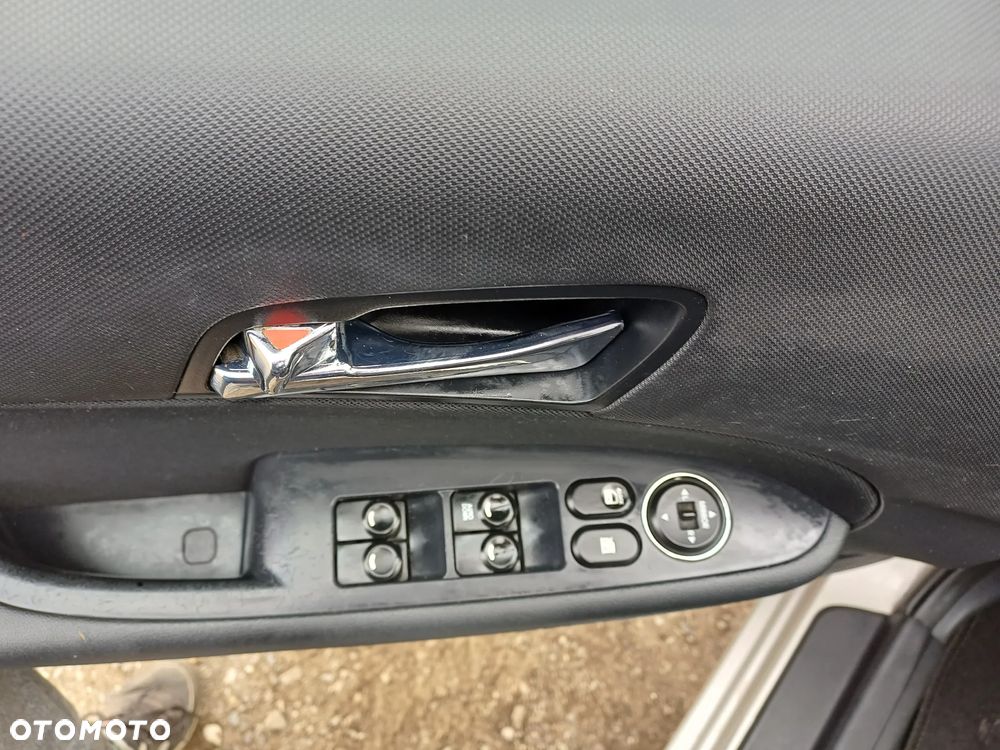 Hyundai i30 1.4 Blue Comfort - 15