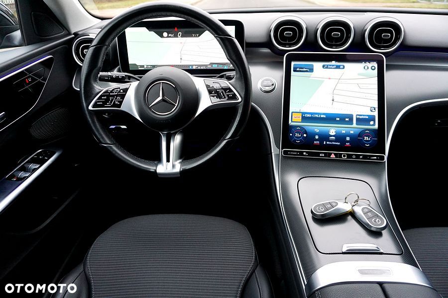 Mercedes-Benz Klasa C 220 d 9G-TRONIC - 32