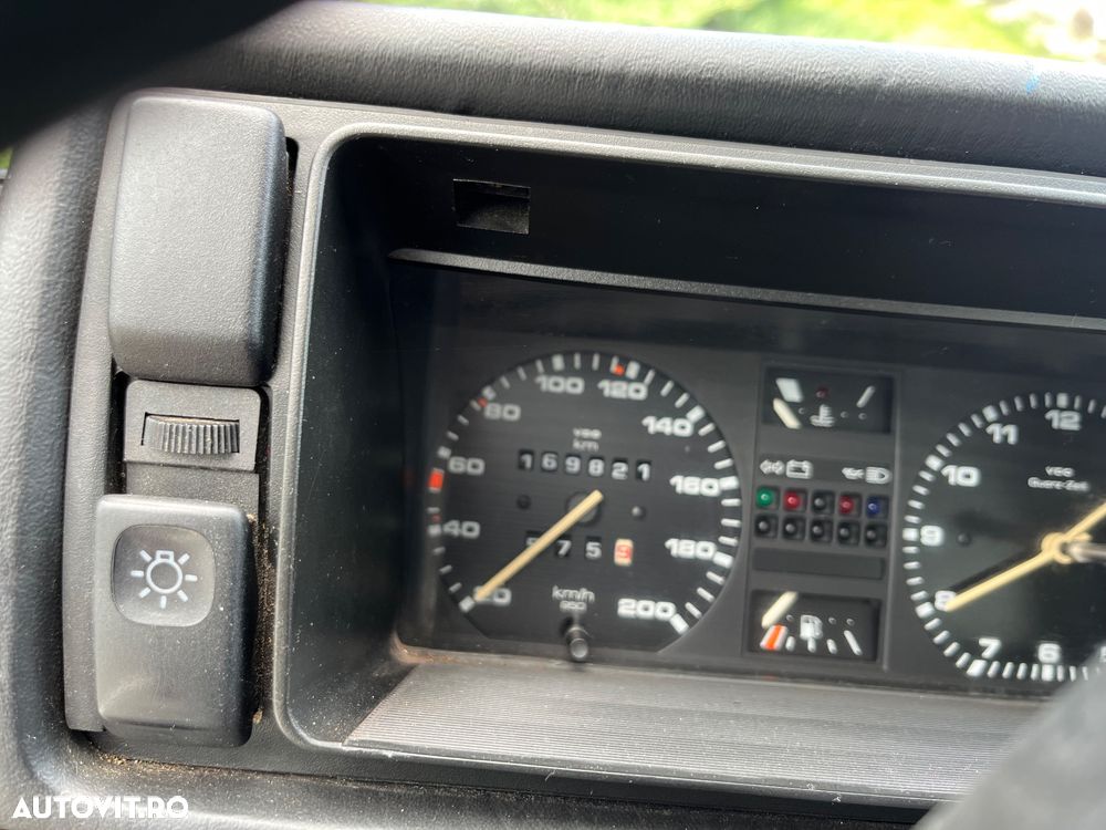 VOLKSWAGEN Jetta 1988 — imagine 12