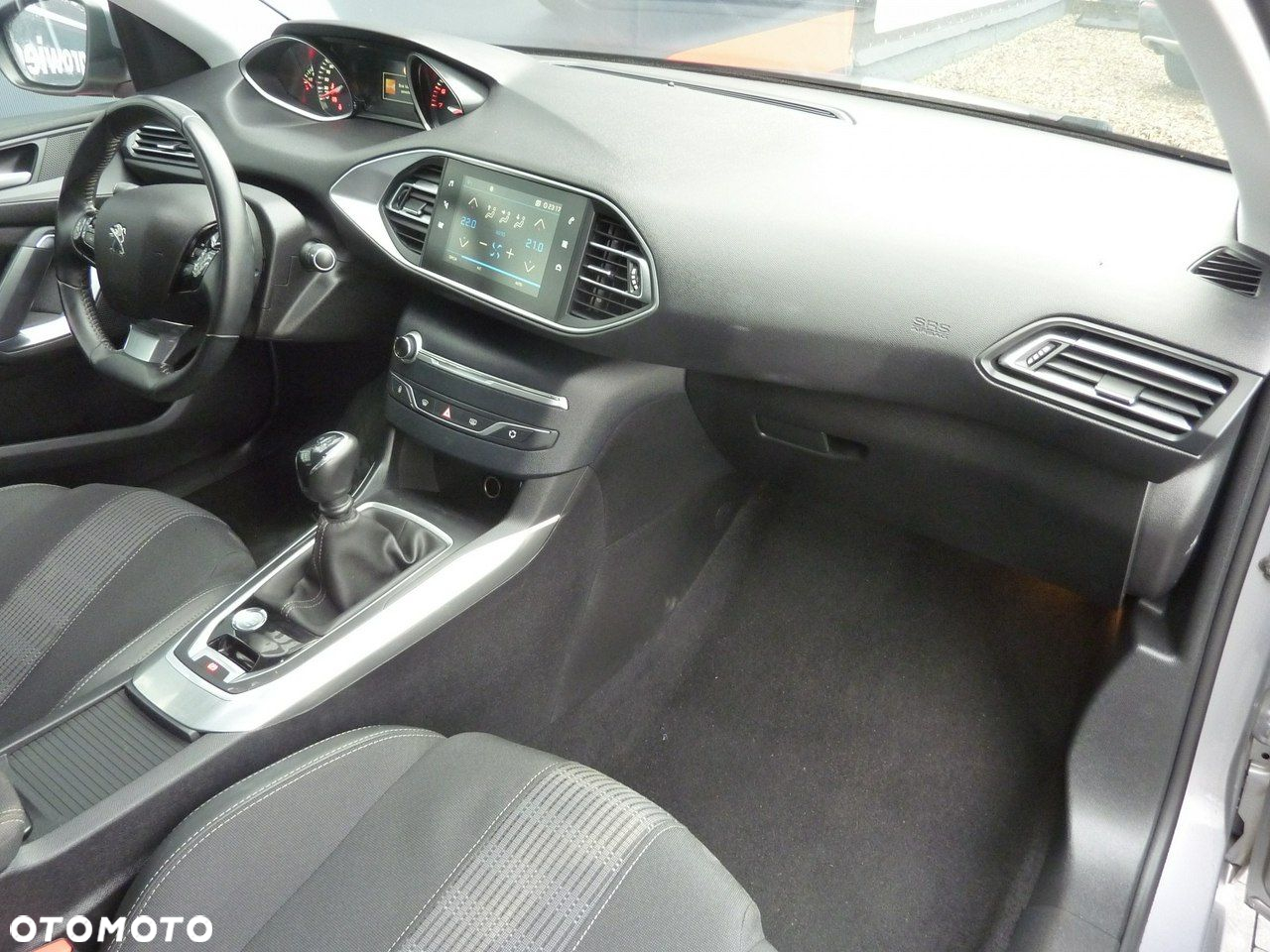 Peugeot 308 - 16