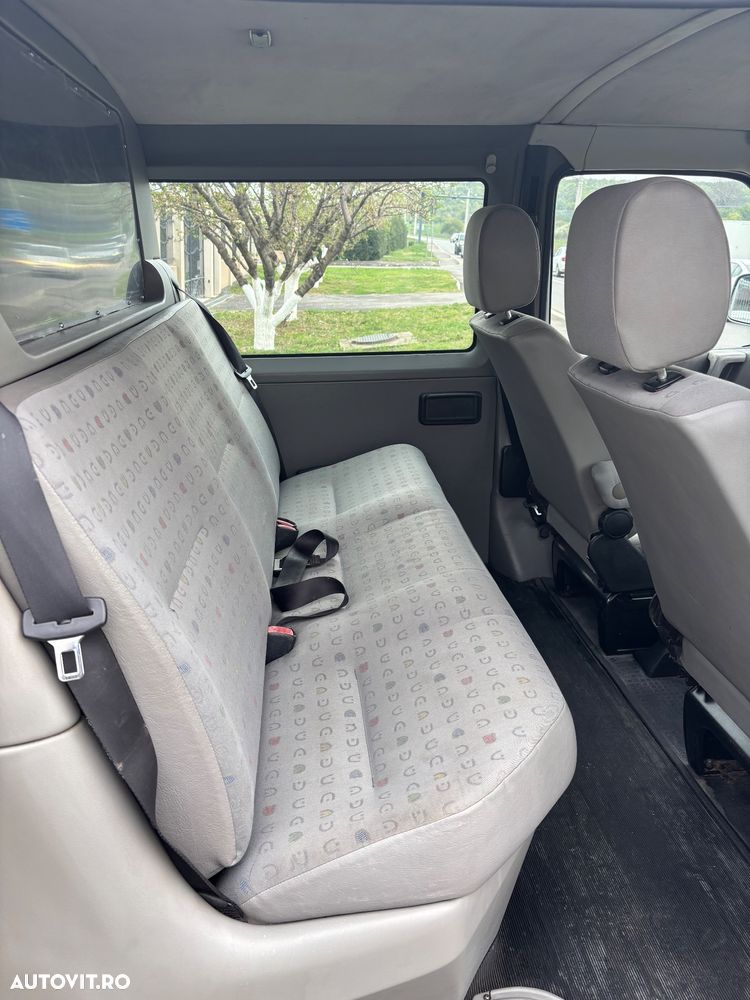 Volkswagen Transporter - 6