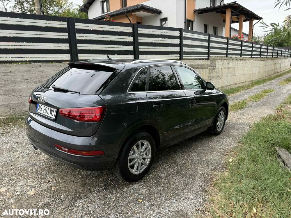 Audi Q3 2.0 35 TDI S tronic quattro S Line - 8