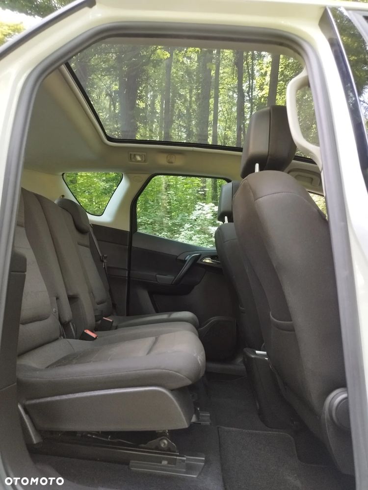Opel Meriva - 10