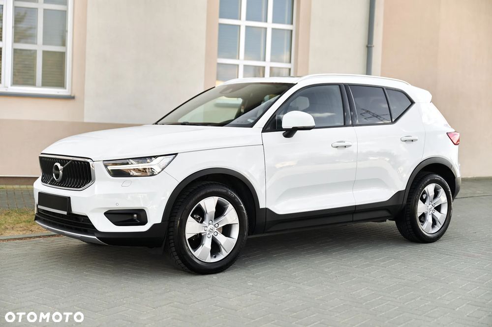 Volvo XC 40 T3 Momentum Pro - 12