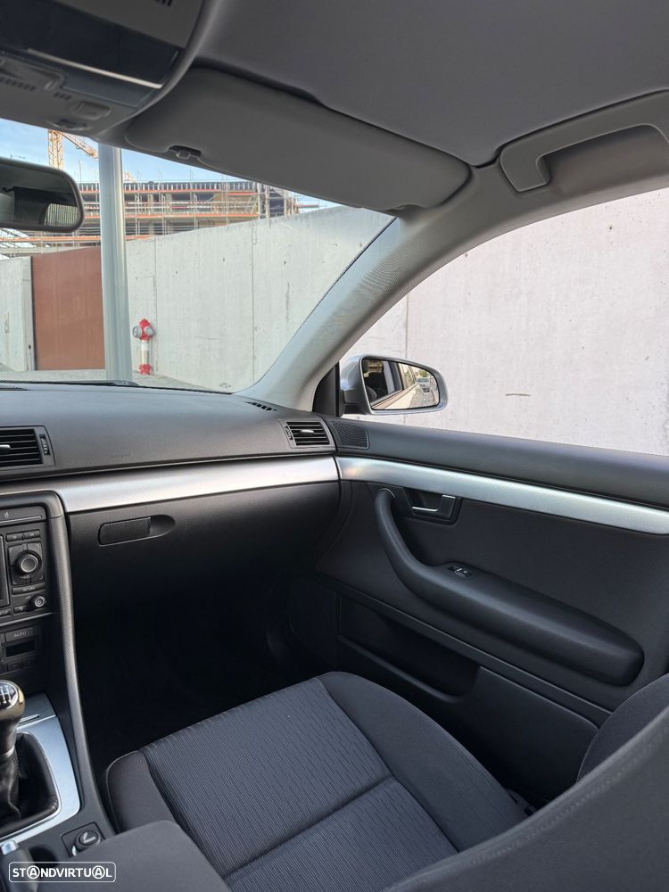 Audi A4 Avant 2.0 TDI S-line - 14