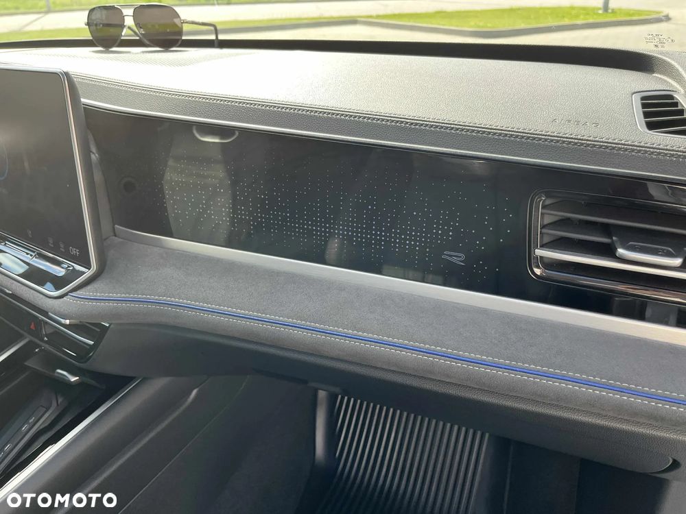 Volkswagen Passat 2.0 TSI 4Mot R-Line Plus DSG - 17