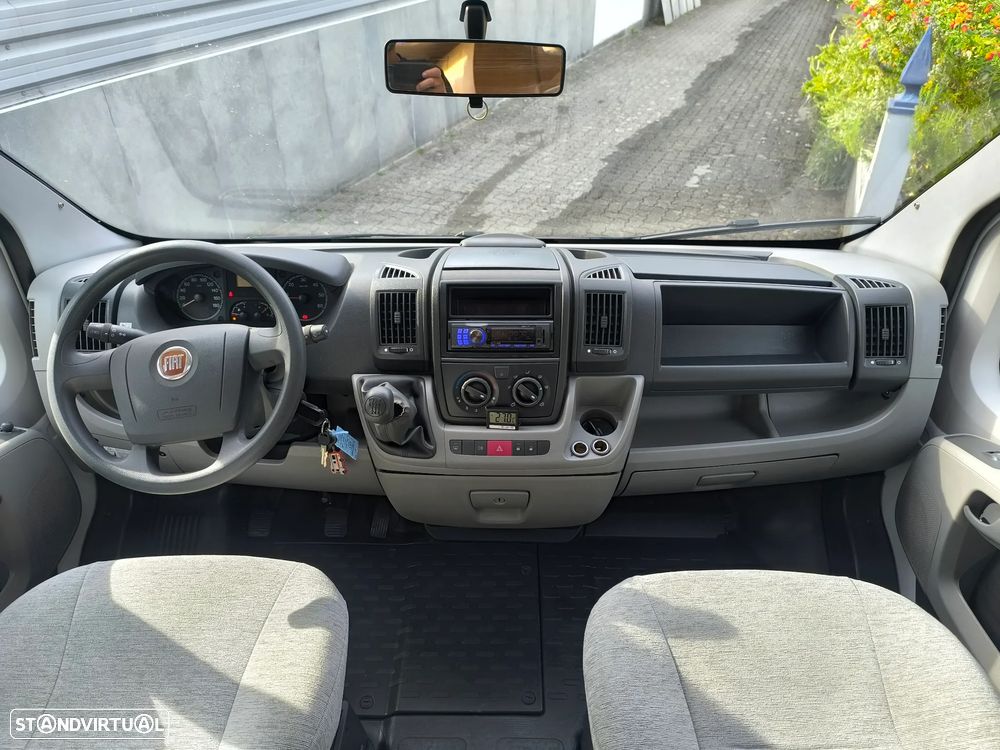 Burstner Nexxo Cama central apenas 6.8M - 14