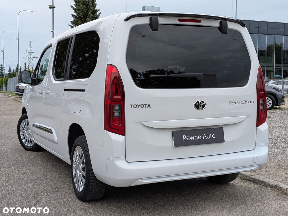 Toyota Proace City Verso Long 1.5 D-4D Business - 12
