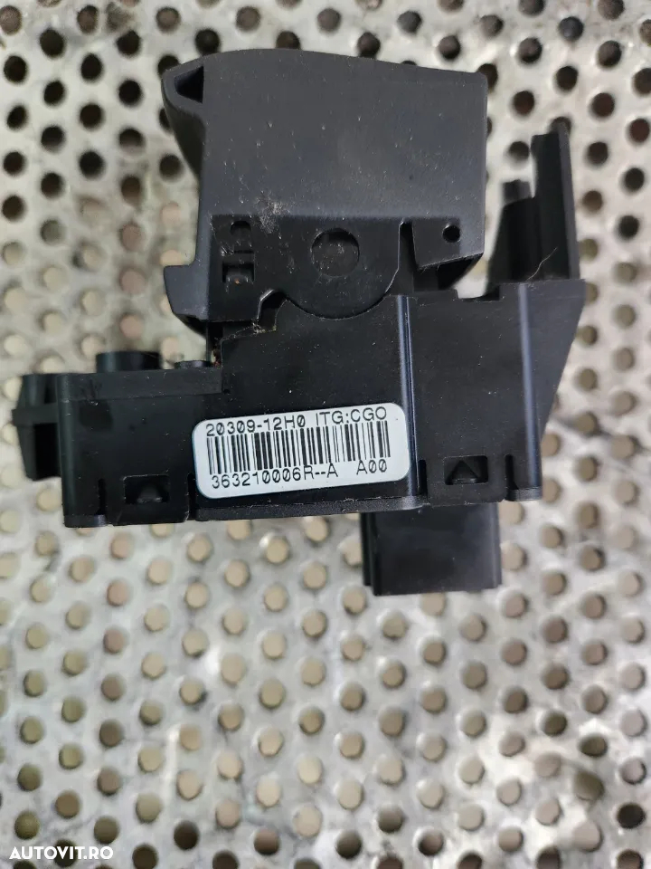 Buton Frana De Mana Electrica Renault Scenic 3 Megane 3 Grand Scenic 3 An 2008-2009-2010-2011-2012 Dezmembrez Renault Grand Scenic 1.5 Dci An 2009-2010-2011-2012 Manual 6+1 Trepte 2x4 - 3