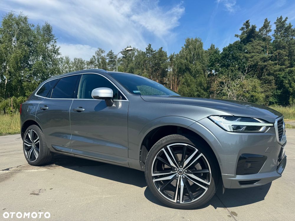 Volvo XC 60 T5 AWD R-Design - 1