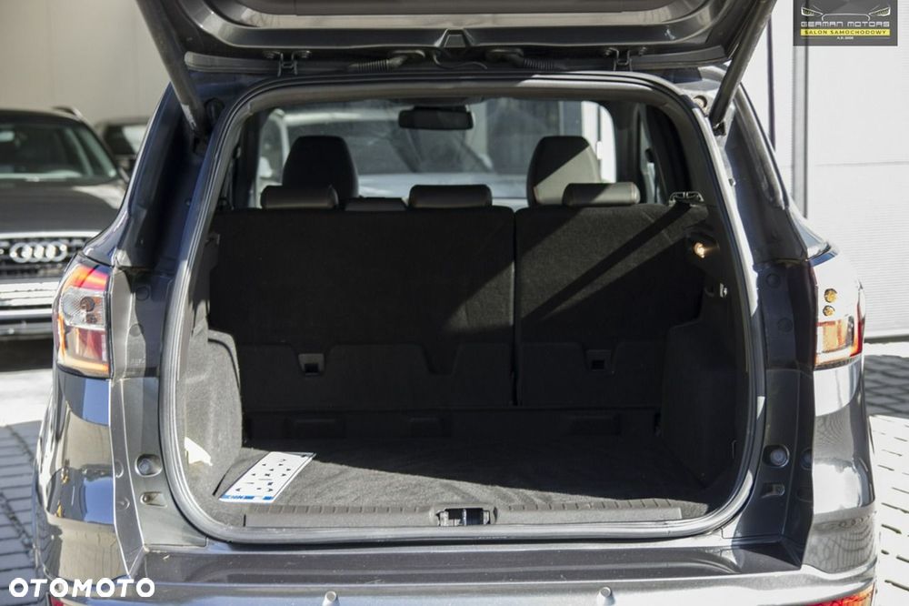 Ford Kuga 1.5 EcoBoost 2x4 ST-Line - 38