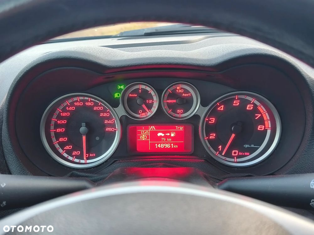 Alfa Romeo Mito - 27