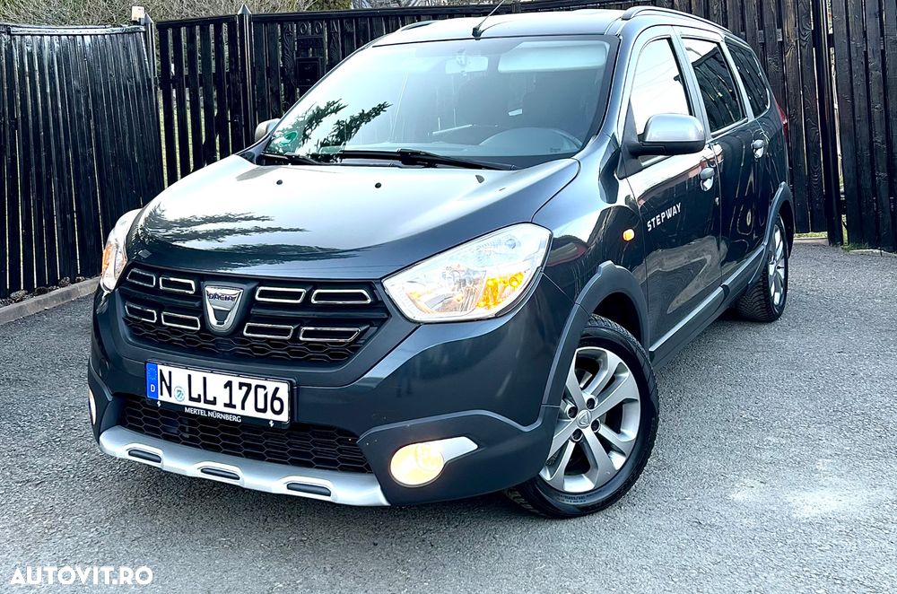 Dacia Lodgy 1.2 TCe 115 CP Stepway - 12