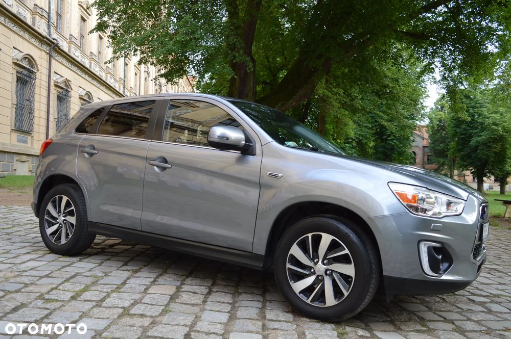Mitsubishi ASX 1.8 DID Instyle 4WD AS&G - 12