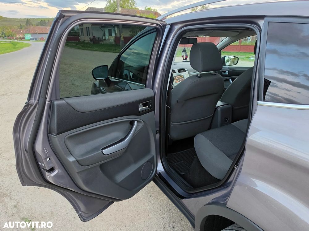 Ford Kuga 2.0 TDCi 4x4 Champions Edition - 27