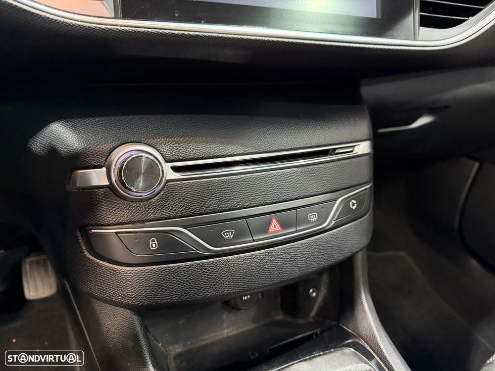 Peugeot 308 SW - 29