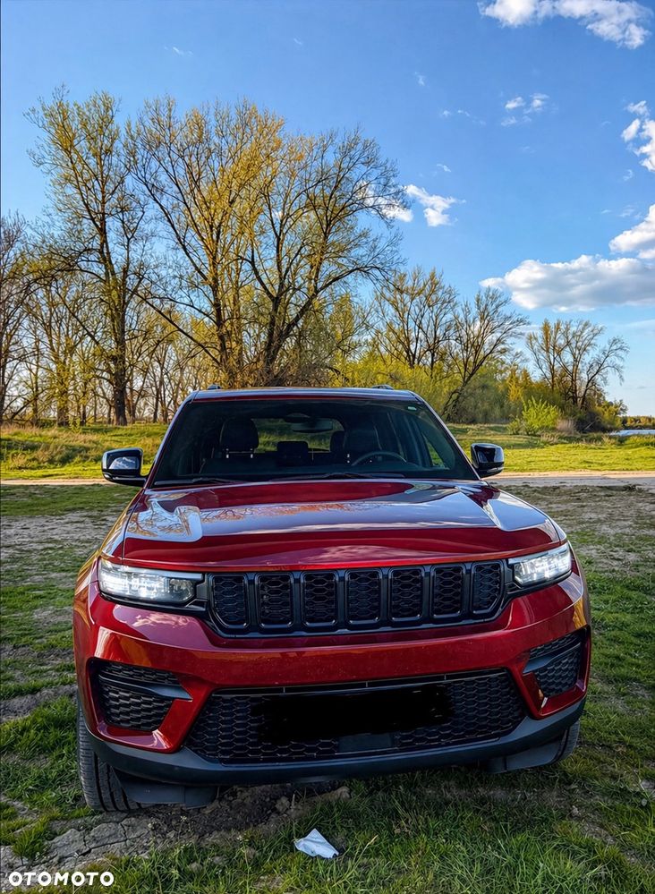 Jeep Grand Cherokee - 3