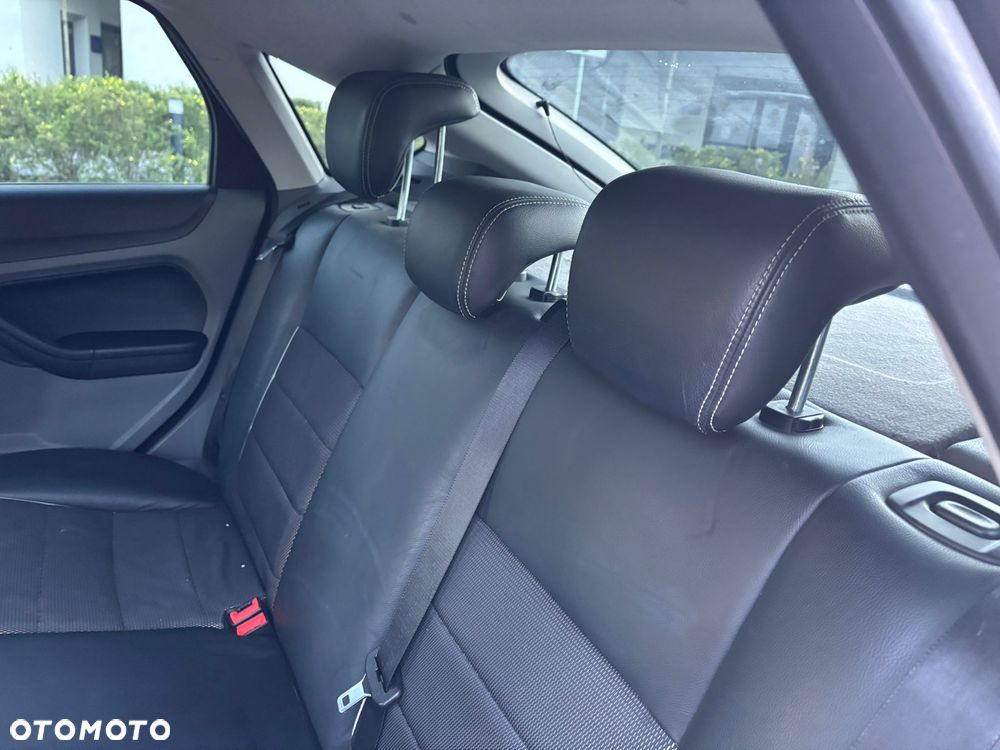 Ford Focus - 16