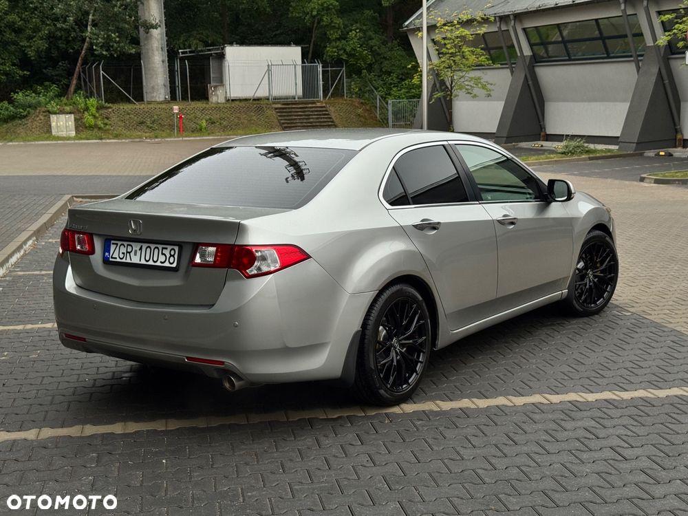 Honda Accord 2.0 Elegance - 9