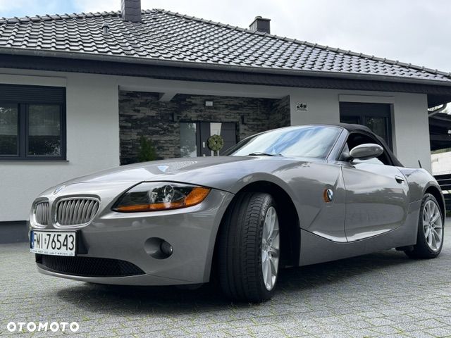 BMW Z4 2.2i - 2