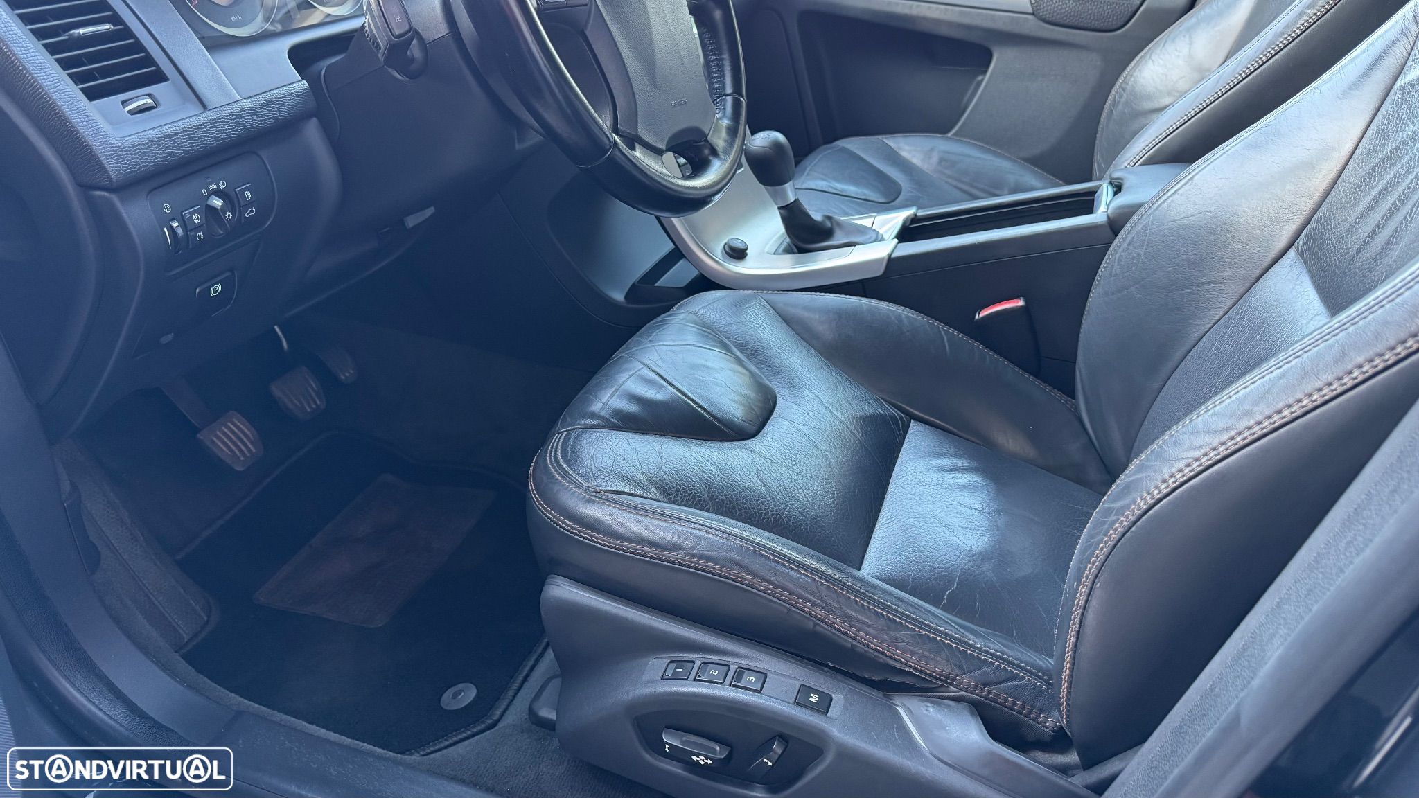Volvo XC 60 D5 Summum - 10