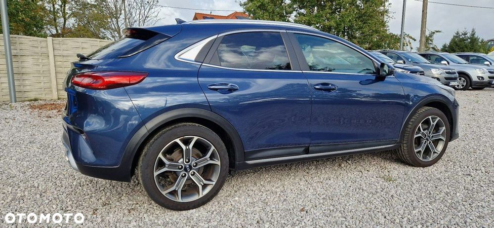 Kia XCeed - 12