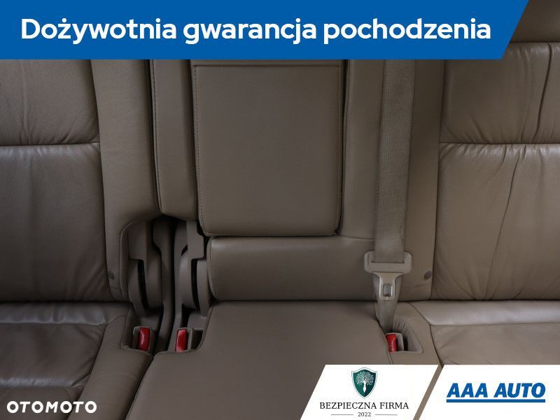 Jeep Grand Cherokee - 12