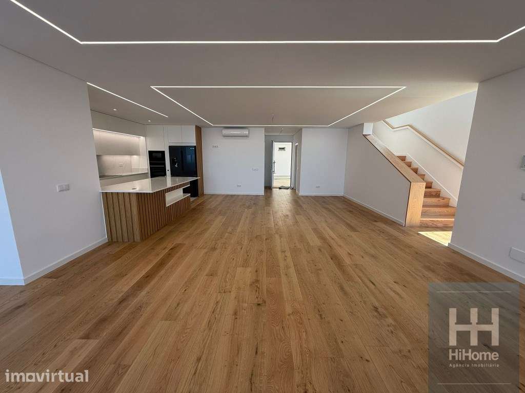 Moradia T3 com vista mar em São Martinho, Funchal - Grande imagem: 5/31