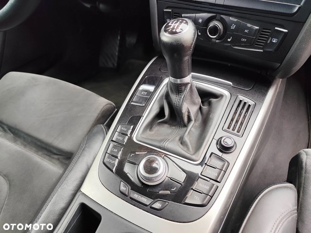 Audi A4 Avant 2.0 TFSI quattro Attraction - 10