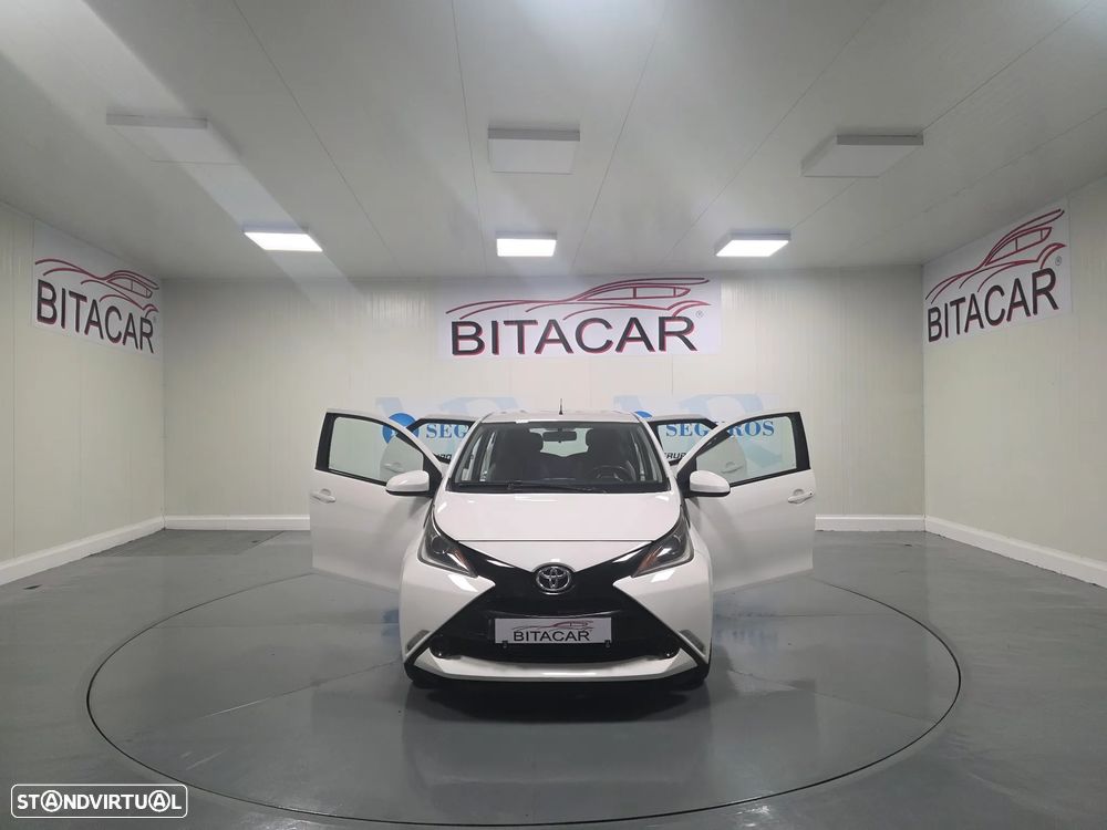 Toyota Aygo 1.0 X-Play Plus MM - 8