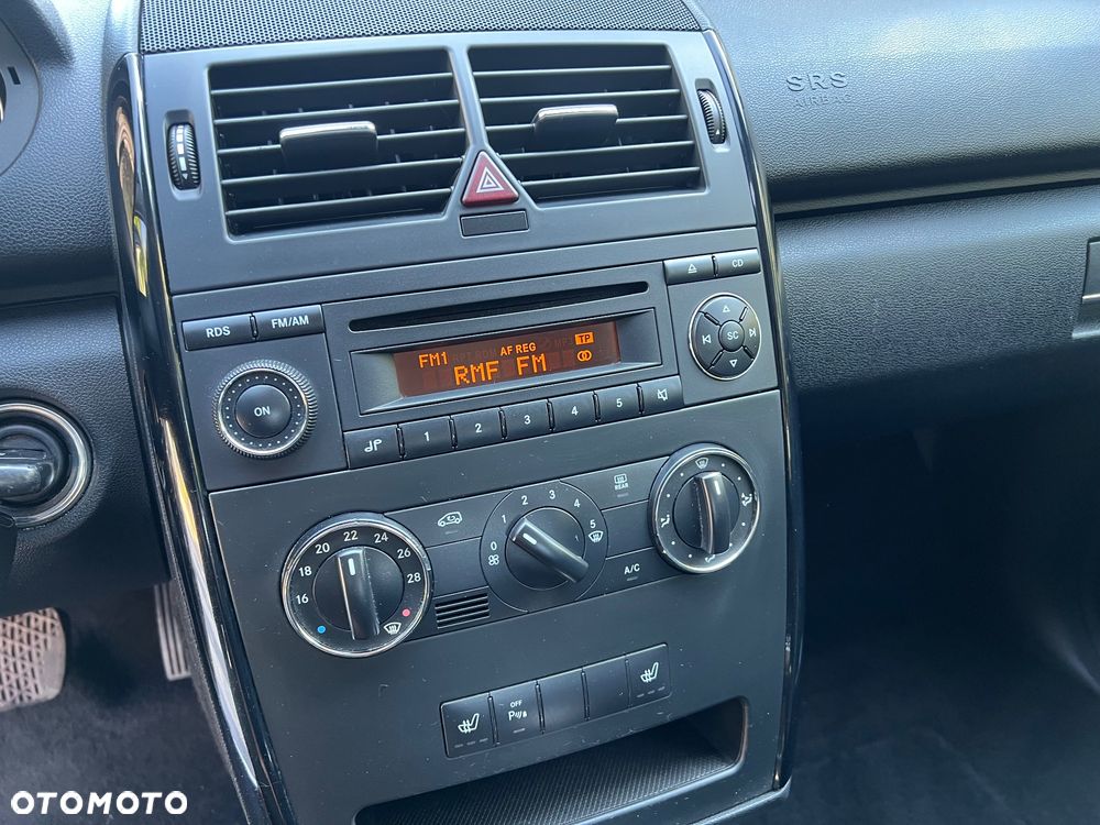 Mercedes-Benz Klasa A 150 Autotronic Avantgarde - 22